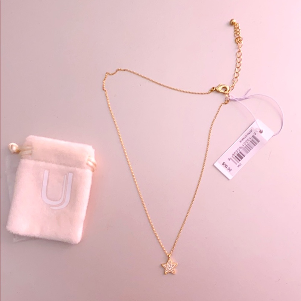 Gold plated uncommon James necklace